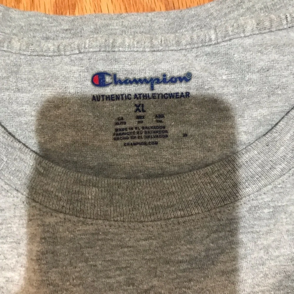 ▪️Champion Short Sleeve Tee - Picture 5 of 7